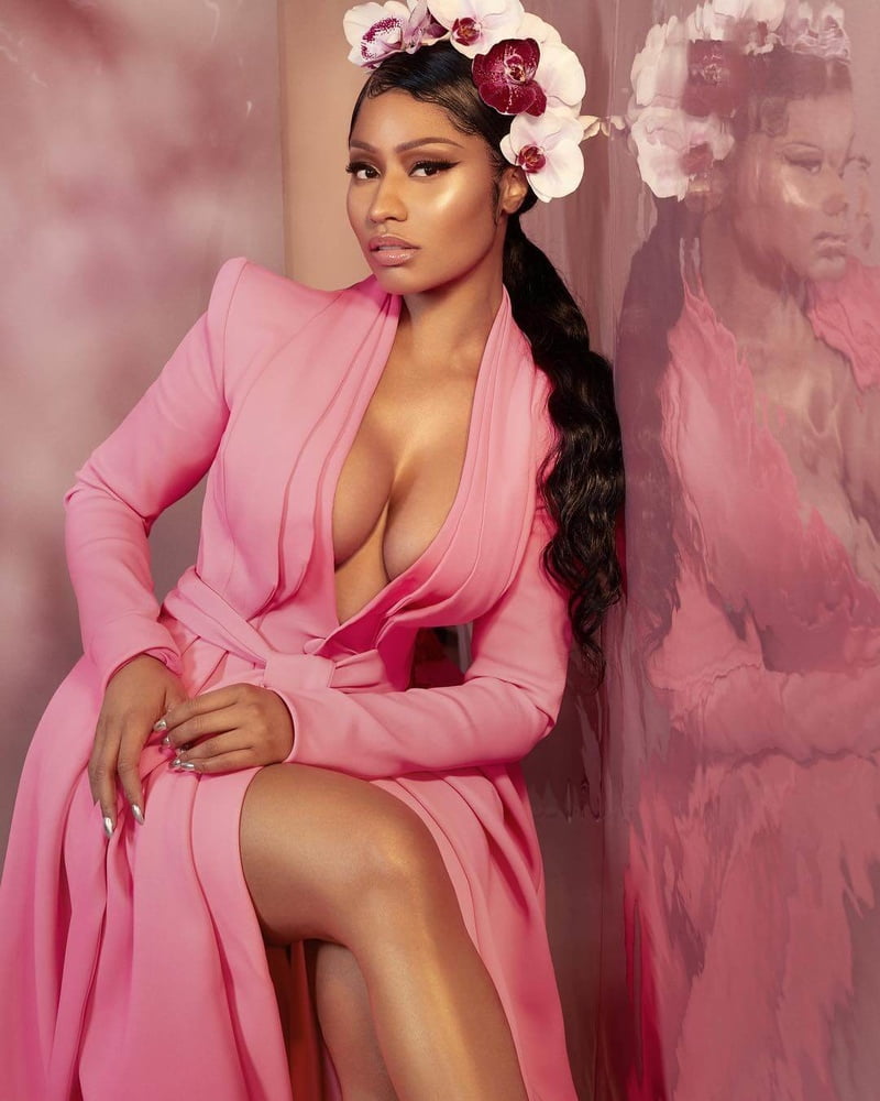 Nicki minaj (rapper)
 #93005490