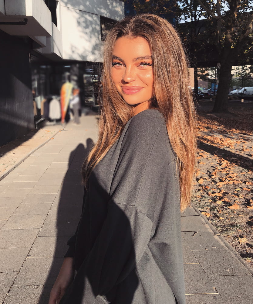 Insta babe 41
 #100340896