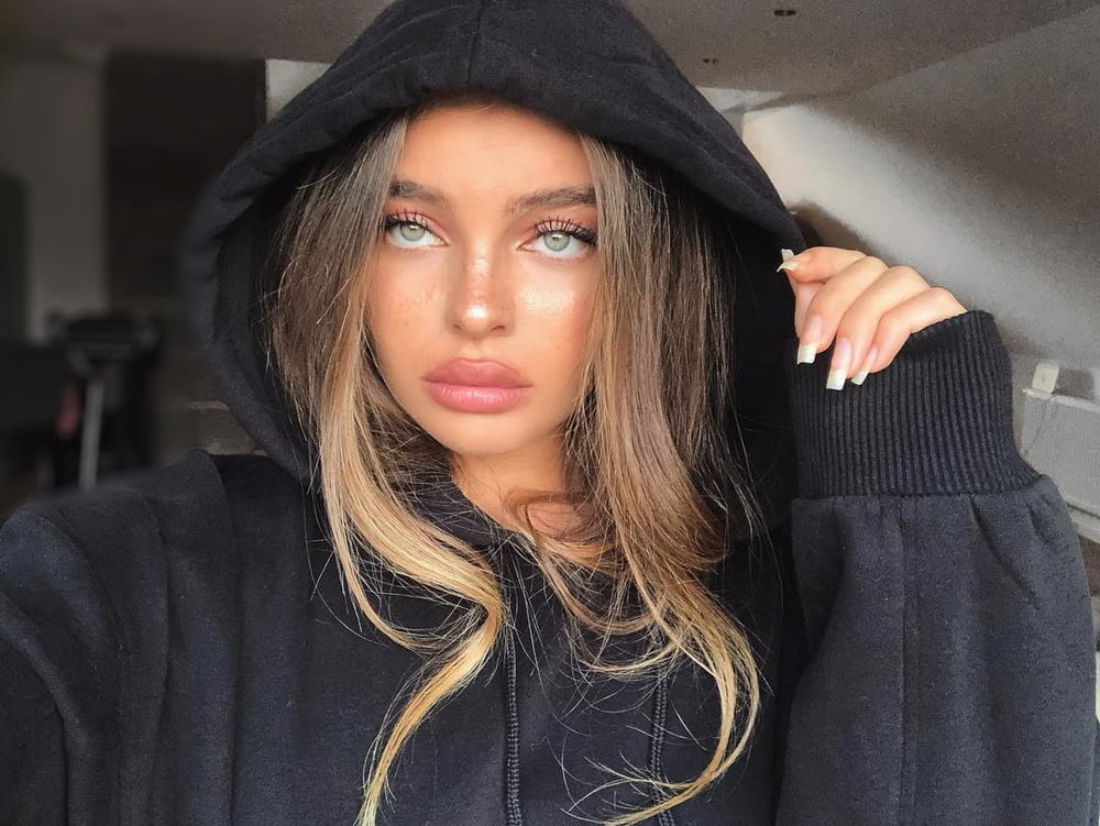 Insta babe 41
 #100340920