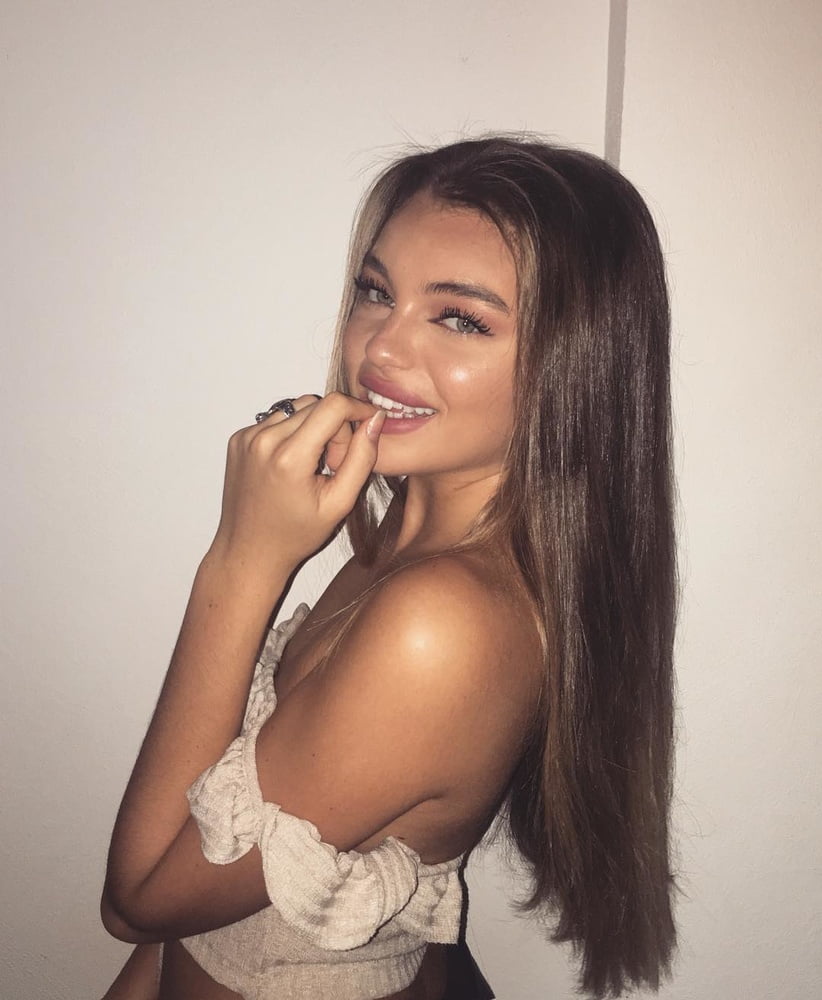 Insta babe 41
 #100340959