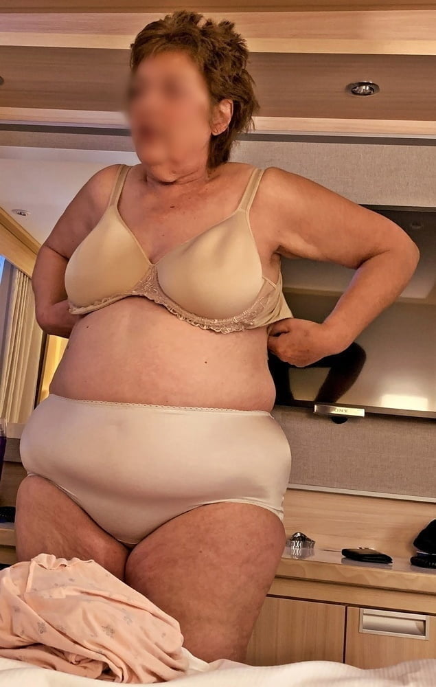 Grannies Pantys #94099364