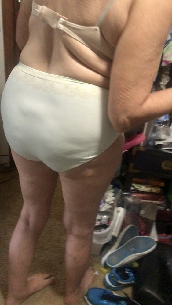 Grannies pantys
 #94099638
