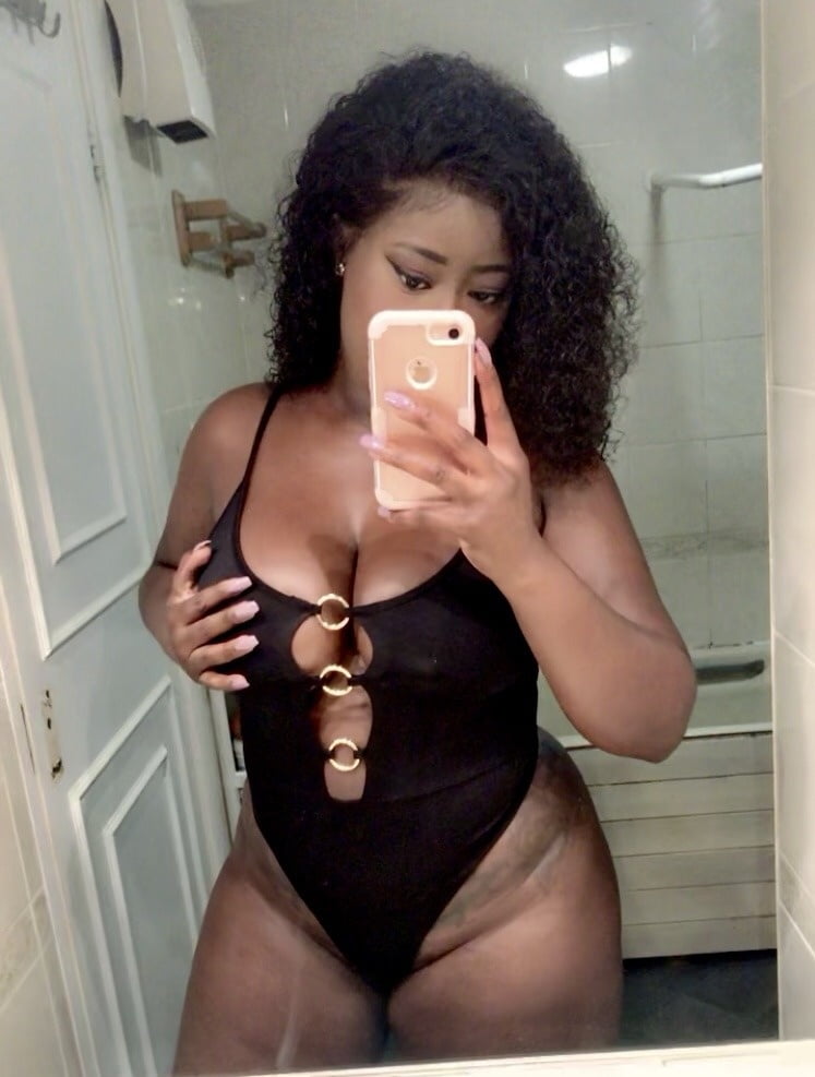 Alerta de bikini
 #99333204