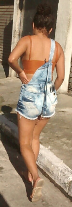 Novinha Gostosinha De Shortinhos Enfiado #80276018