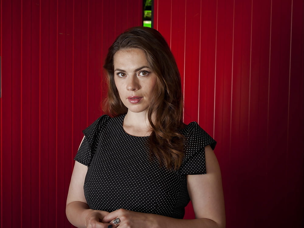 Hayley Atwell Stroke Material #88044523