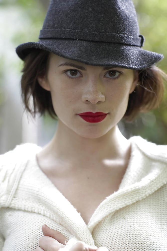 Hayley atwell material de golpe
 #88044555