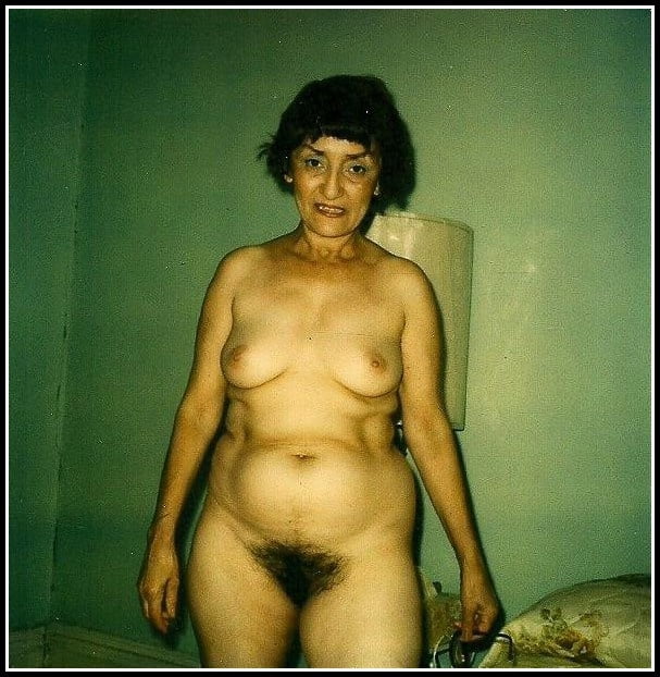 Vollbusige Milfs und Mütter # 2
 #82346235