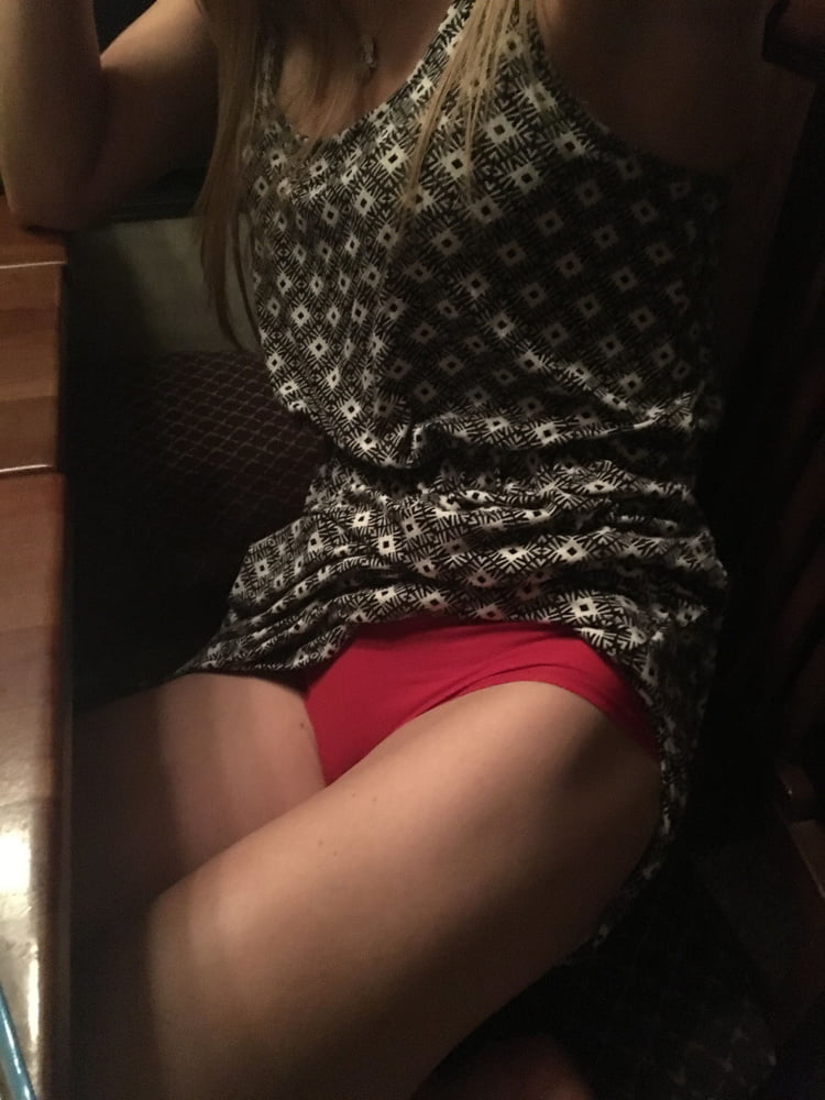Sportliche Blondine
 #91914134