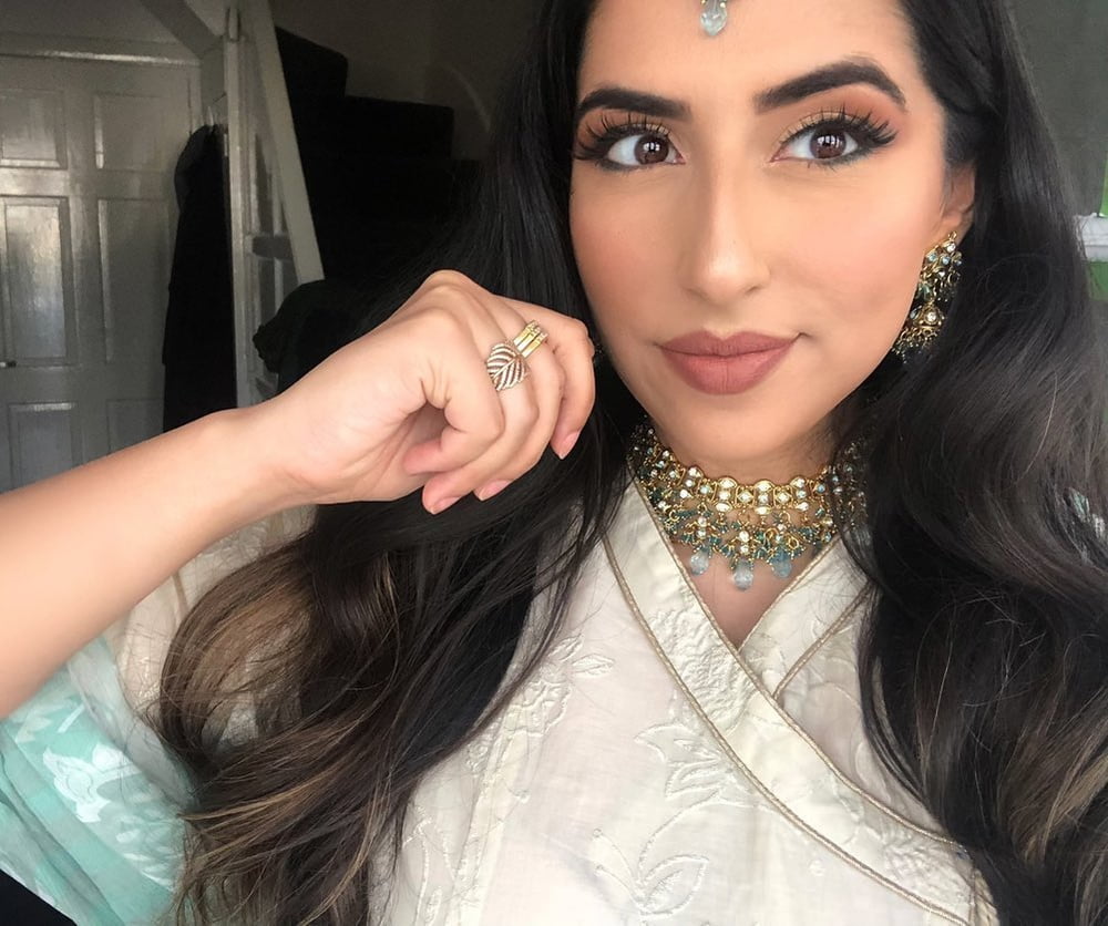 Nuovo paki indiano bengali arabo sexy troie
 #95322353