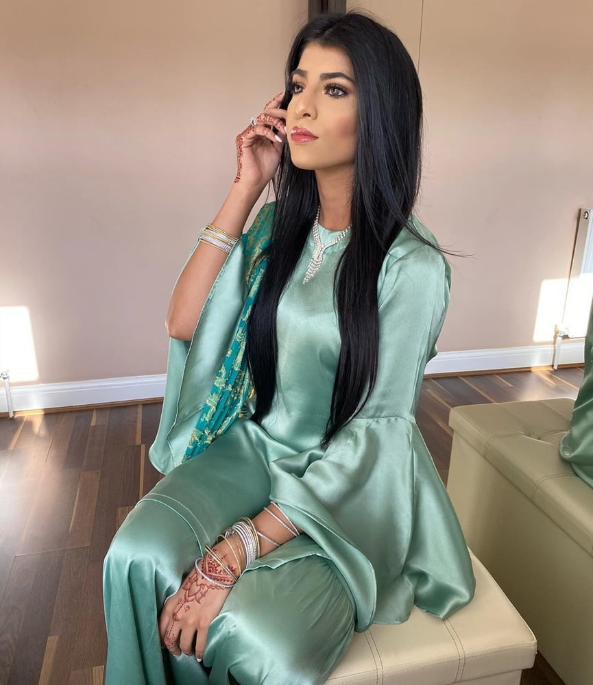 Neu paki indisch bengali arab sexy schlampen
 #95323311