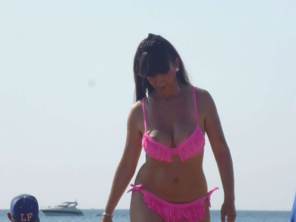 イタリア人女性のビーチ
 #94035752
