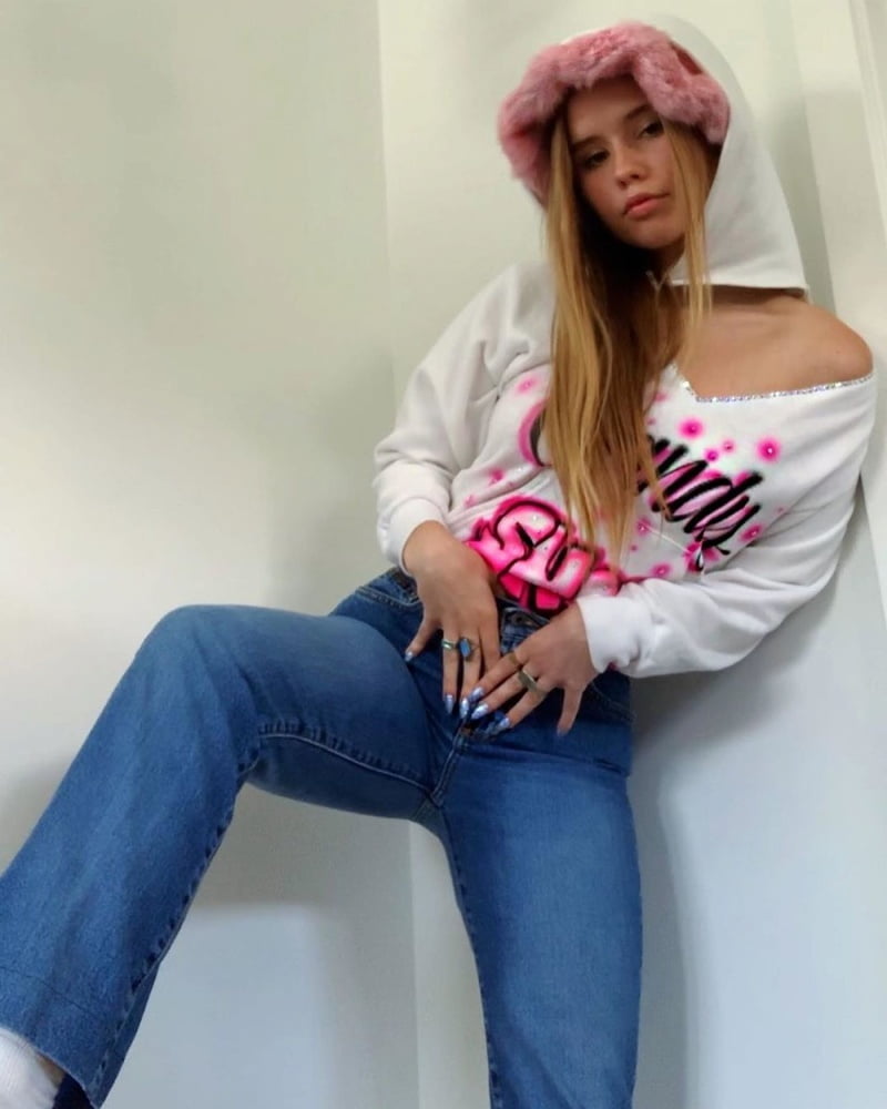 Lexee Smith Fit As Fuck 2 #82113780