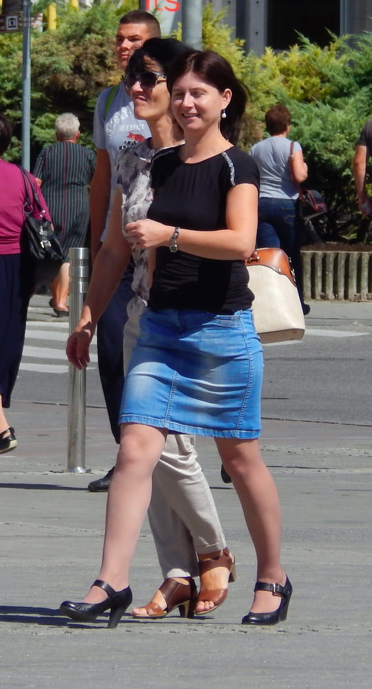 Pantimedias de la calle - chicas del euro
 #103865350