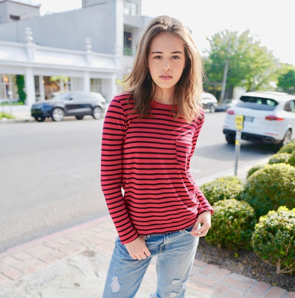 Kaylee bryant
 #93800162