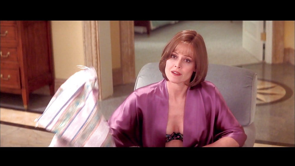 Sigourney Weaver #97710711
