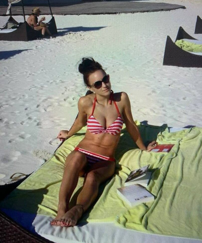 Rosie Jones desnuda #107846117