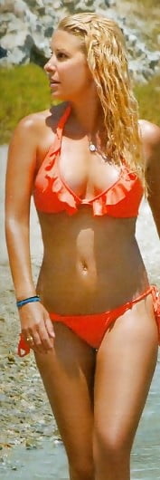 Griechische Berühmtheit : menegaki
 #102773941