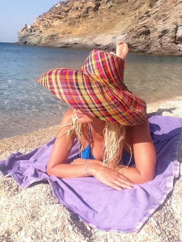 Griechische Berühmtheit : menegaki
 #102774187