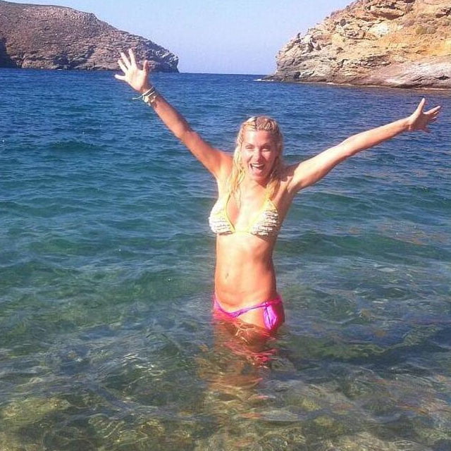 Griechische Berühmtheit : menegaki
 #102774508