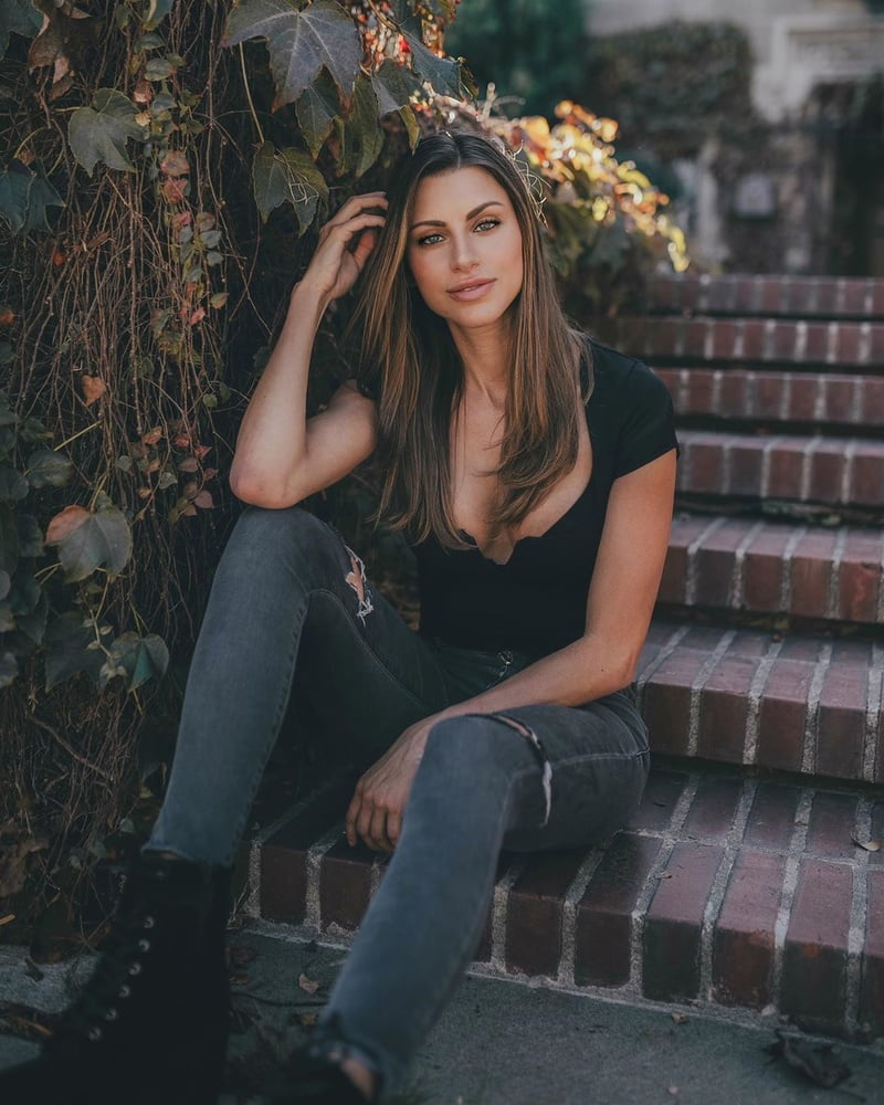 Brooke Swallow insta model #103076108