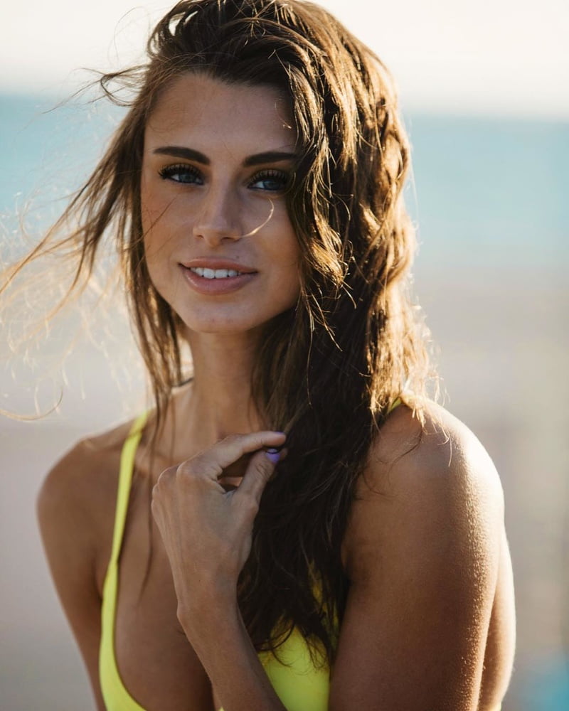 Brooke Swallow insta model #103076163