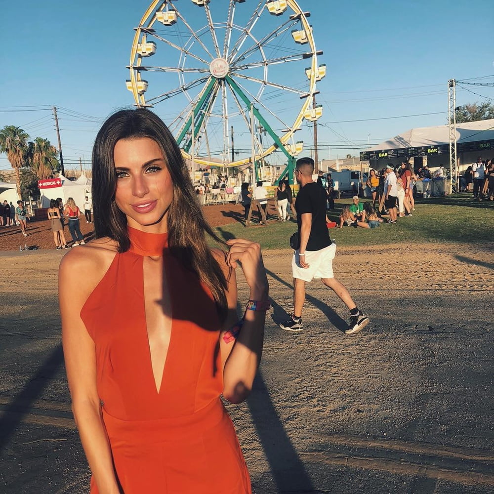 Brooke Swallow insta model #103076170