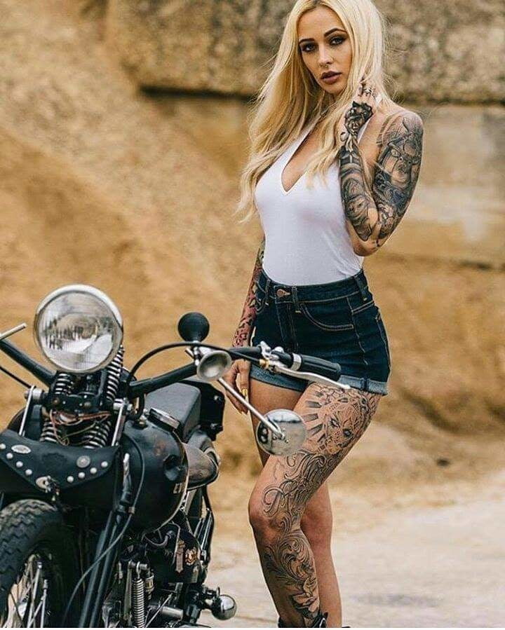 Tattoo und Motorrad Modelle
 #100085568