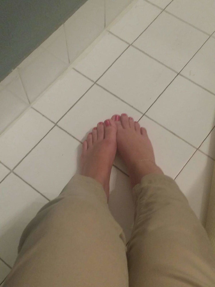Girlfriend&#039;s Feet #105094594
