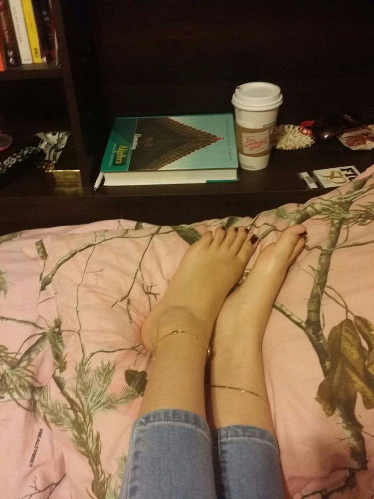 Girlfriend&#039;s Feet #105094595