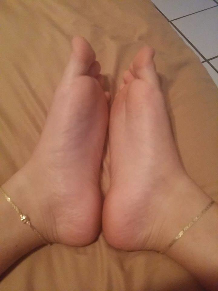 Girlfriend&#039;s Feet #105094600