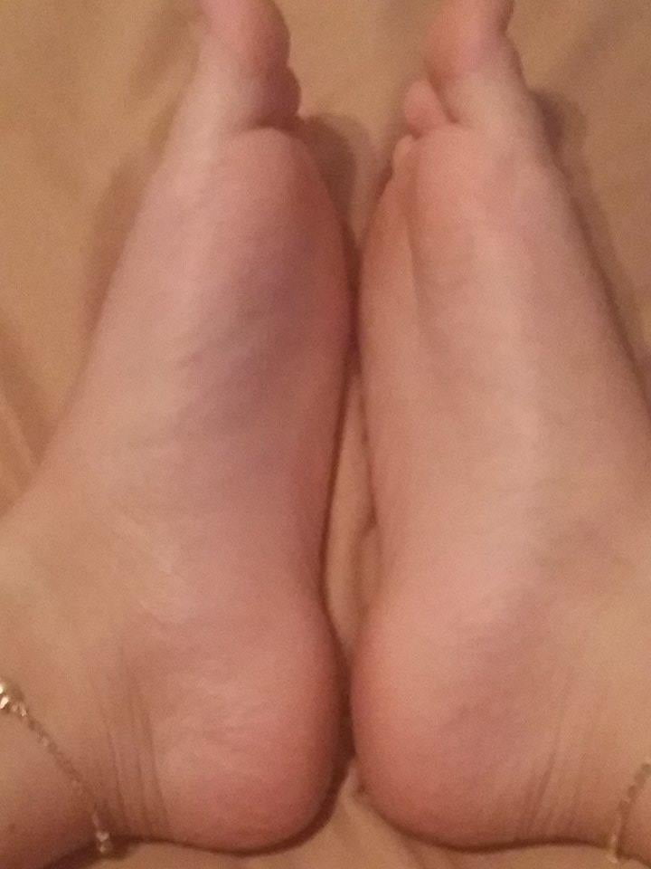 Girlfriend&#039;s Feet #105094602