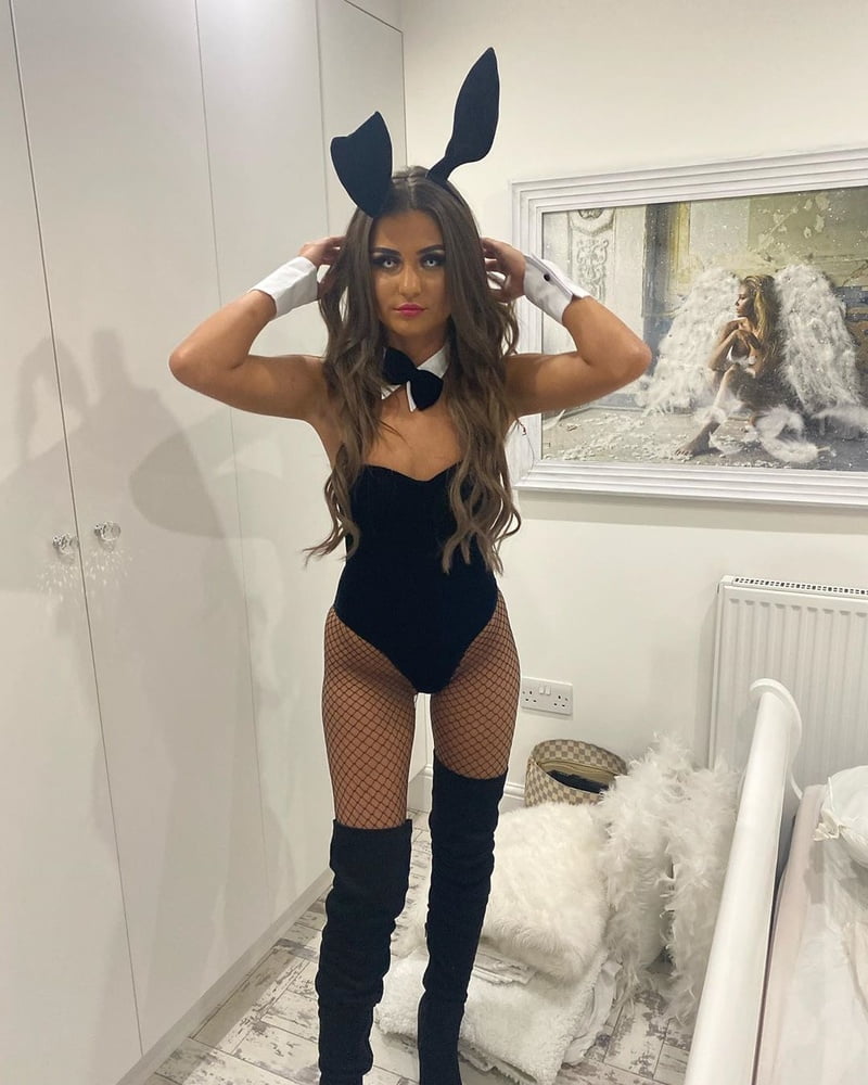 Chav Model Lola #79733446