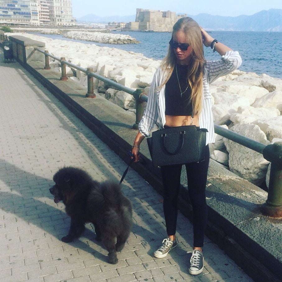Fabiana sexy italienische blonde Schlampe mit schönen Beinen
 #80858908