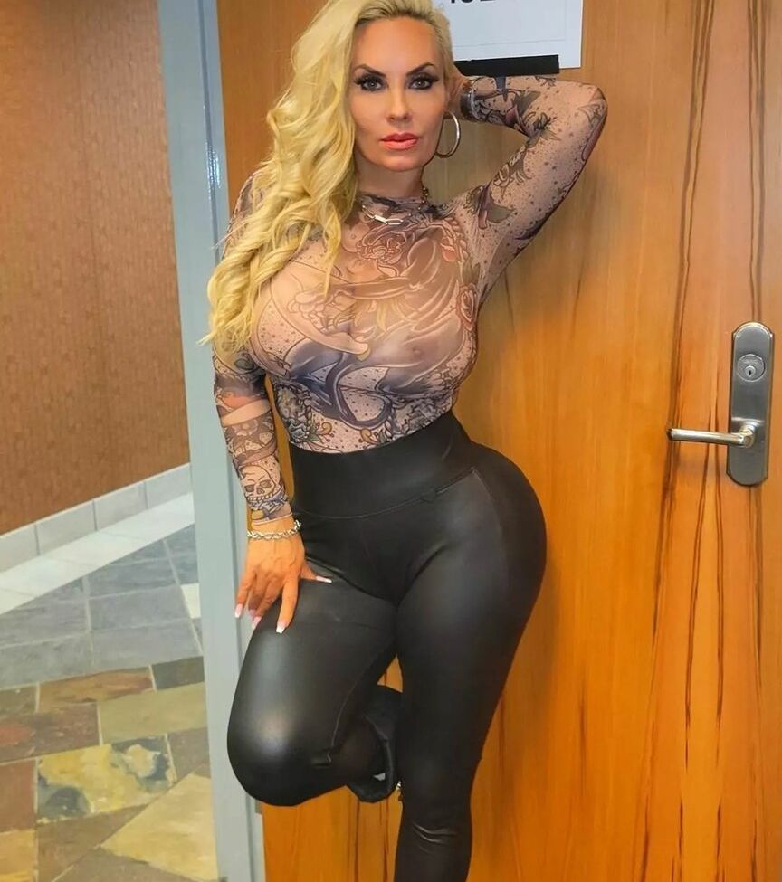 Nicole Coco Austin nackt #108413547