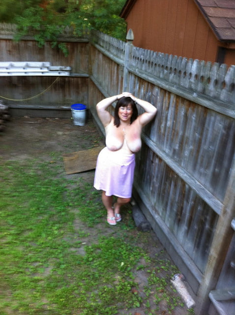 2. Chubby NY wife poses for hubby #96431916