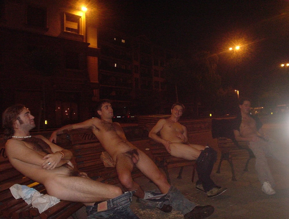 Daring in public 8 #90137508