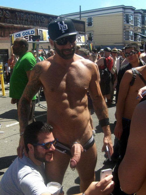 Daring in public 8 #90137580