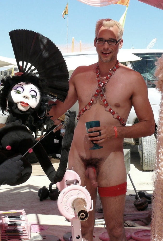Daring in public 8 #90137619
