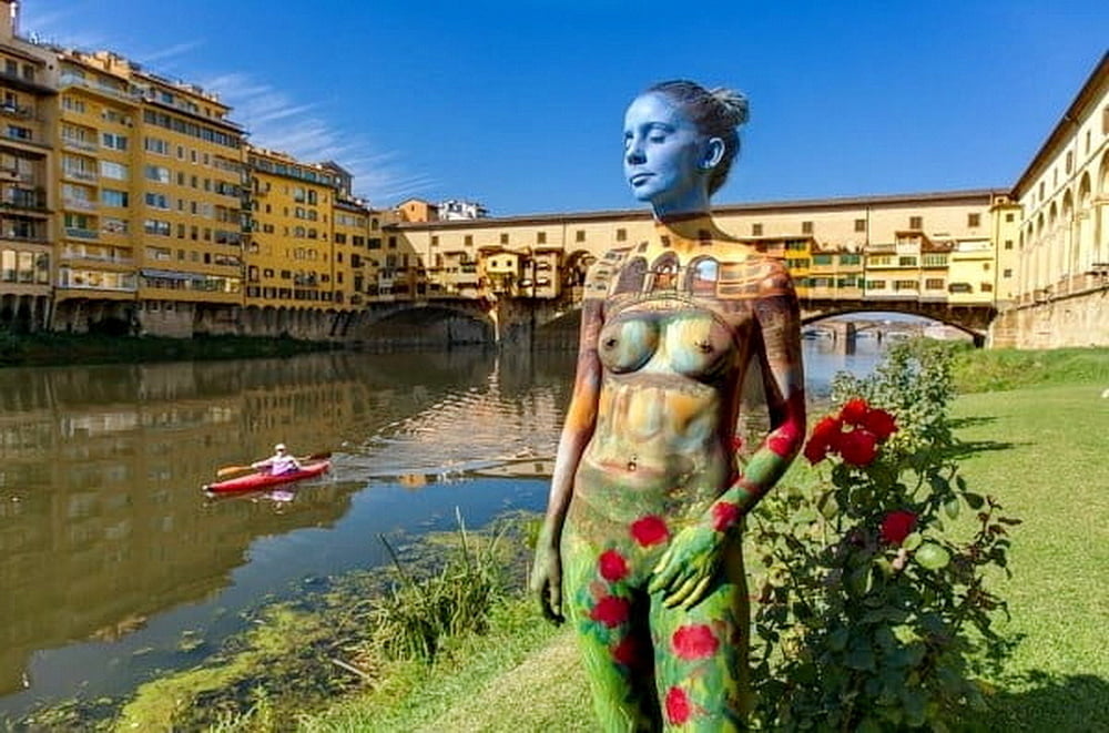 Bodypaint sexy-hot nude babes (best-of compilation)_2
 #101889791