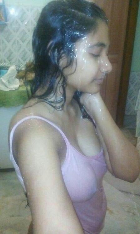 Indische Mädchen süß & sexy
 #90818029