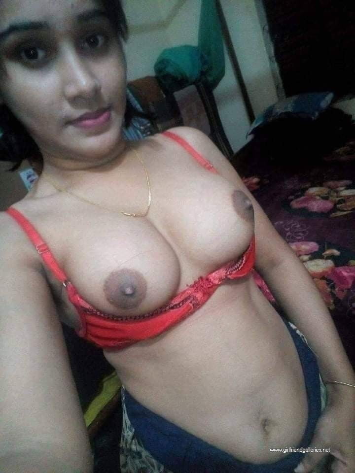 Indische Mädchen süß & sexy
 #90818056