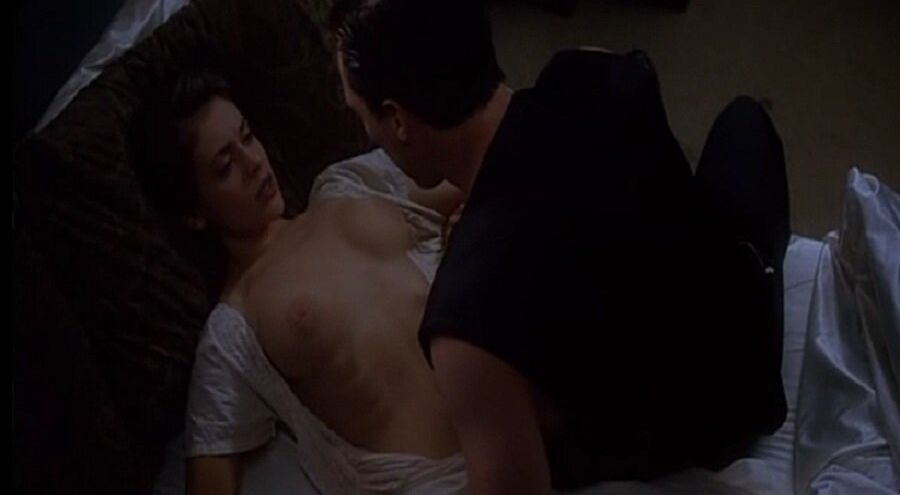 Alyssa Milano nackt #108065797