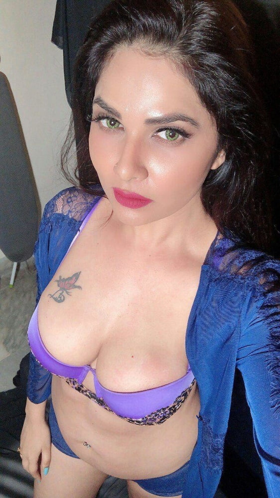 Sexy Model Aabha Paul #89697514