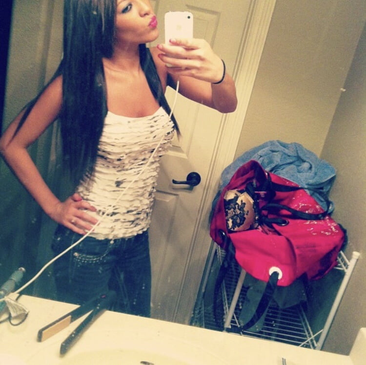SUPER HOT Violamayyy #106149934