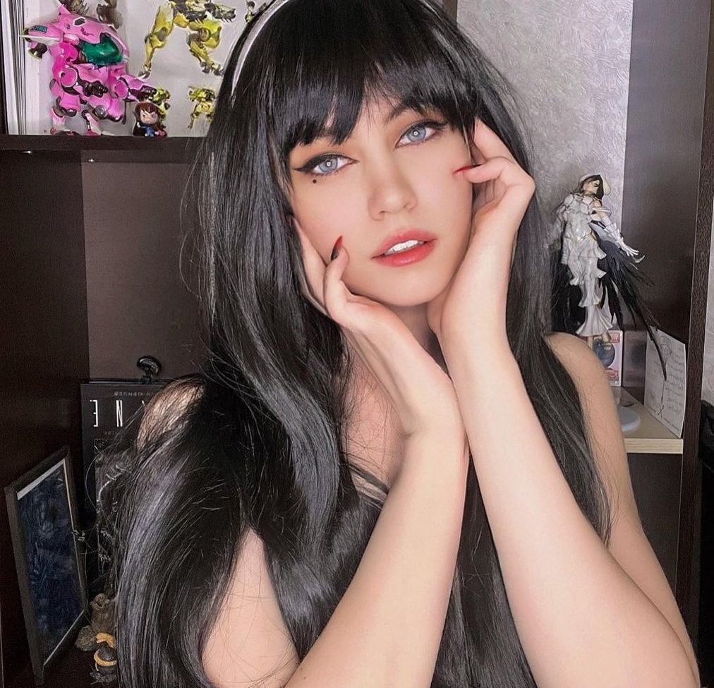 Lisyanfox desnuda #108568695