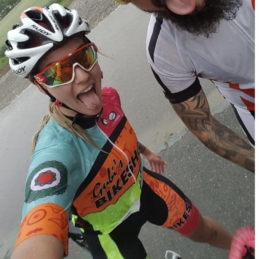Putas ciclistas- deby b
 #91028195