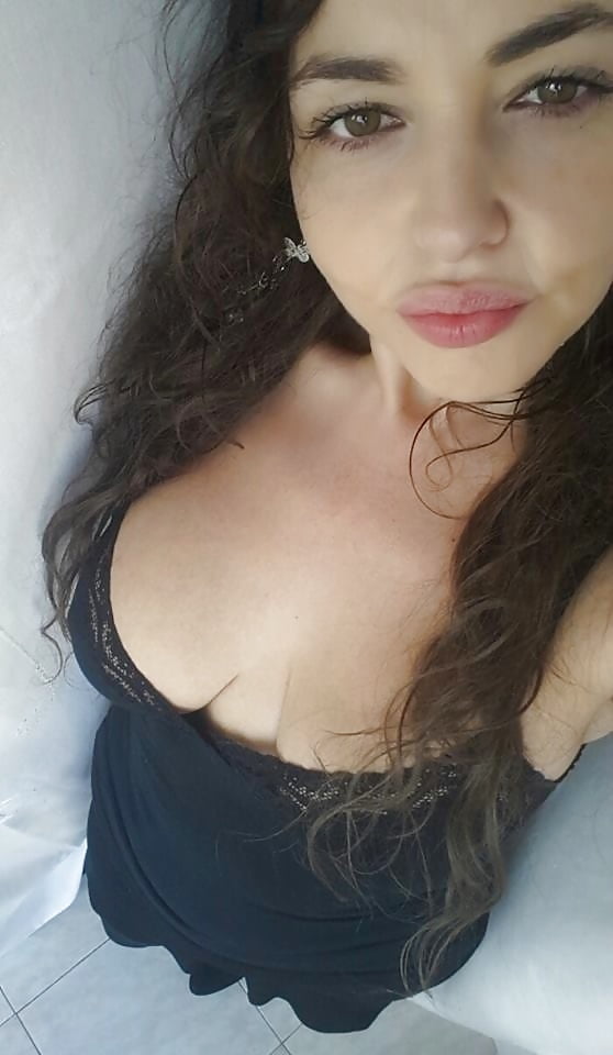brunette top ms V #105215184