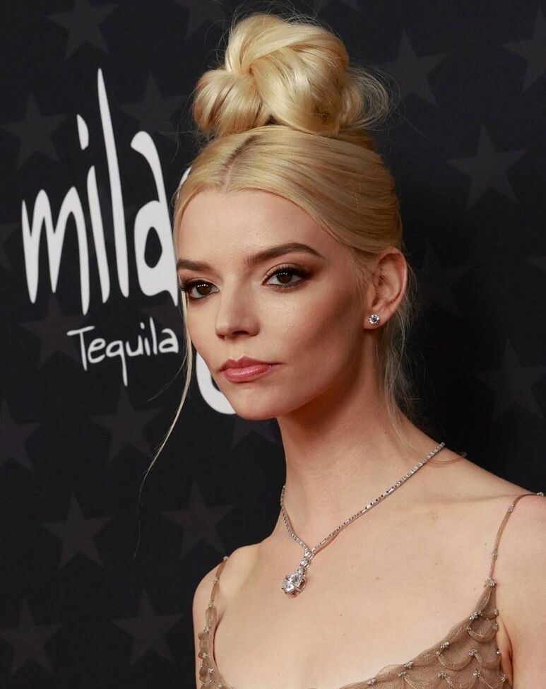 Anya Taylor-Joy nackt #107979045