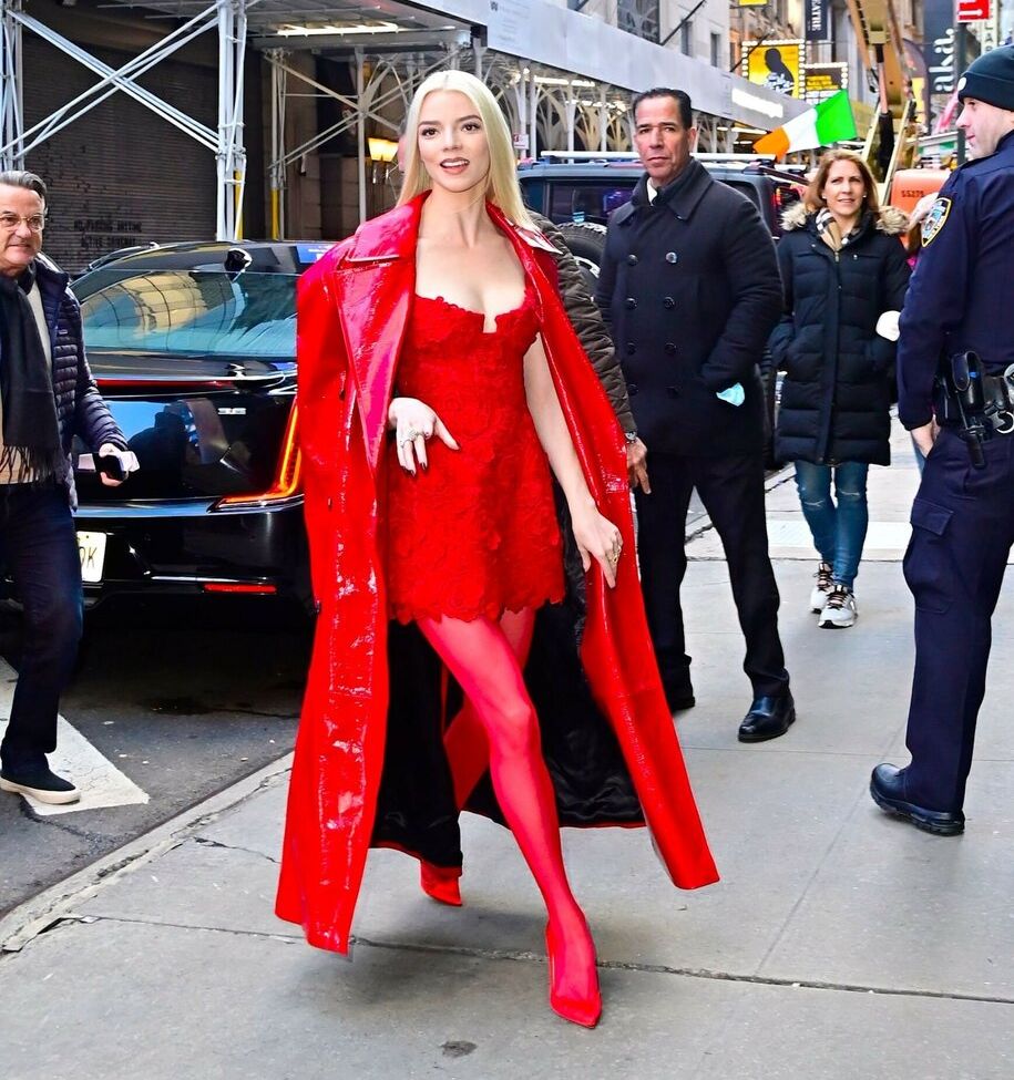 Anya Taylor-Joy nackt #107979145