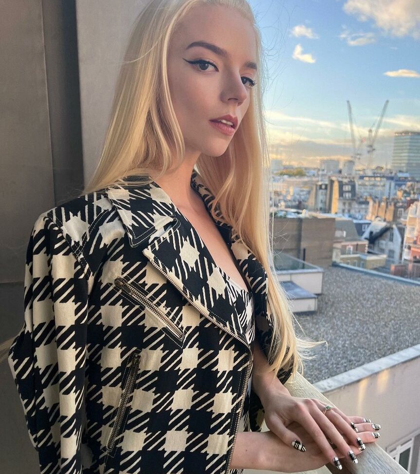Anya Taylor-Joy nackt #107979208